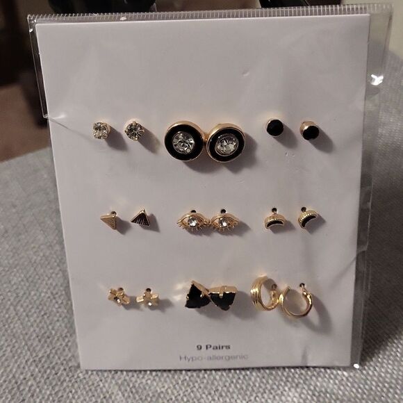 Jewelry Stud Earring Collection 9 Pairs. - Picture 4 of 5